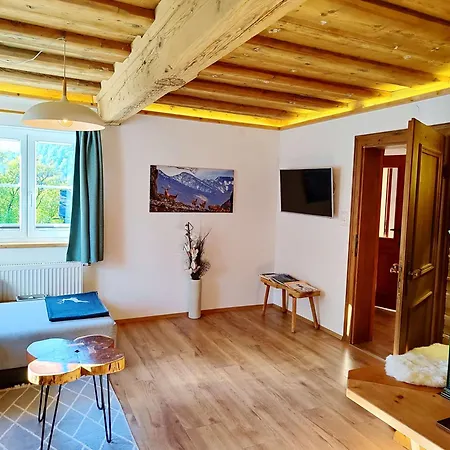 Grundlsee, Willkommen In Mami's Apartman