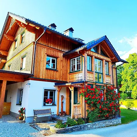 Grundlsee, Willkommen In Mami's Apartman Grundlsee